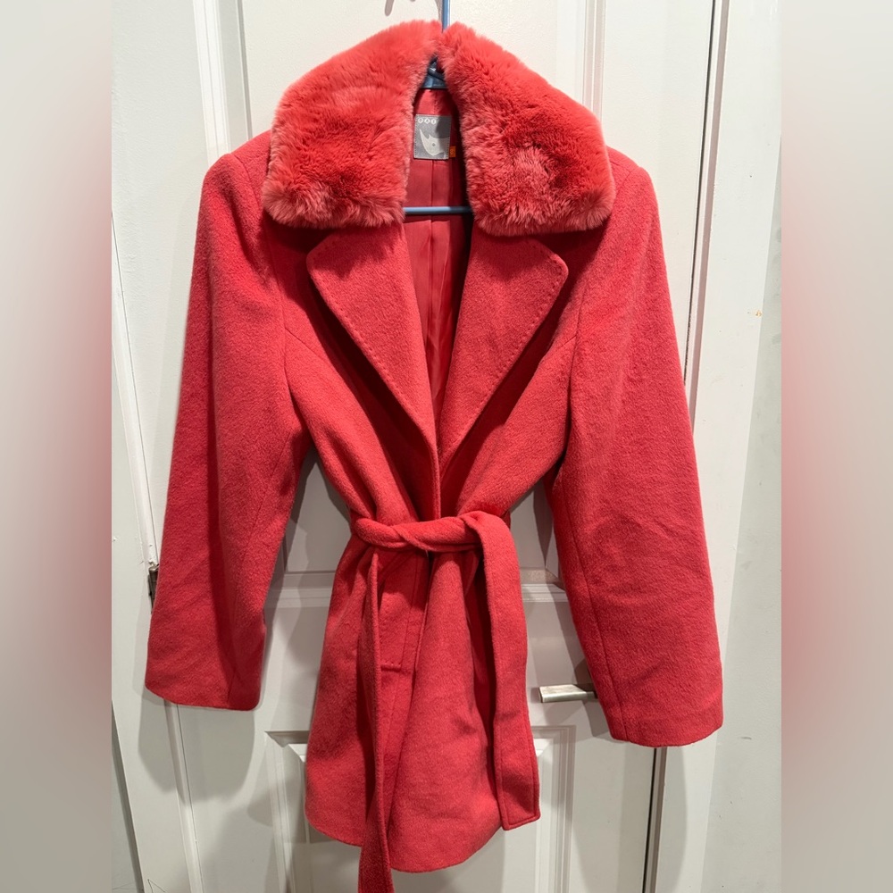 Elegant detachable‎ Faux Fur Collar Coat Size M